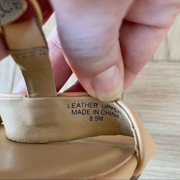 TALBOTS sandals - Picture 5 of 5